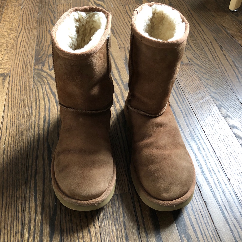 Ugg Womens Classic Short Boots